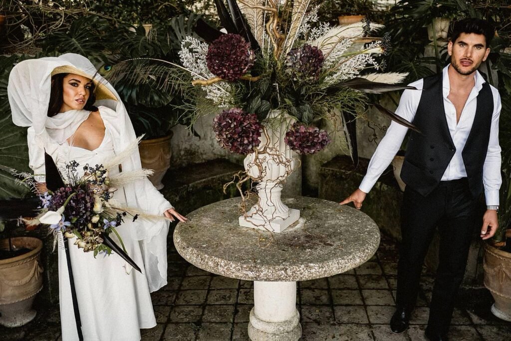 Editorial Divine Marquise